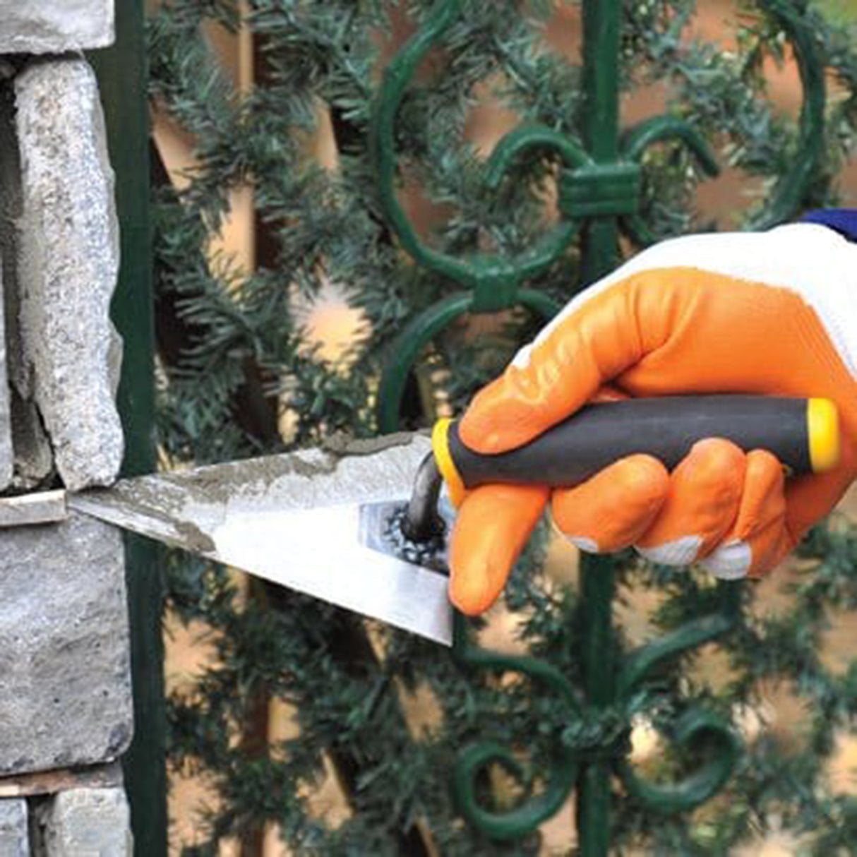 Spitzkelle 140 mm Maurerkelle Dreieckskelle