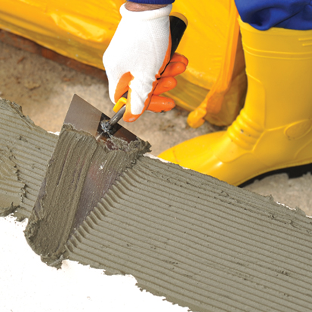 Putzkelle - Maurerkelle gezahnt 220 x 120 mm