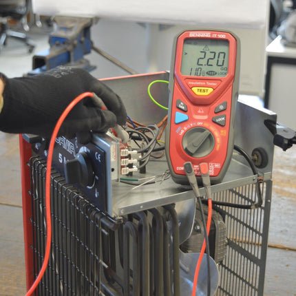 BENNING PV 1000 SET Gerätetester-Set PV 1-1+ Set: SUN 2, USB-Soft, Funk