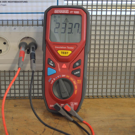 BENNING PV 1000 SET Gerätetester-Set PV 1-1+ Set: SUN 2, USB-Soft, Funk