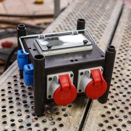 BRENNENSTUHL Stromverteiler 400V/32A, 2xCEE 16A, 1xCEE 32A, 4x230V, IP44, 2m H07RN-F 5G4,0