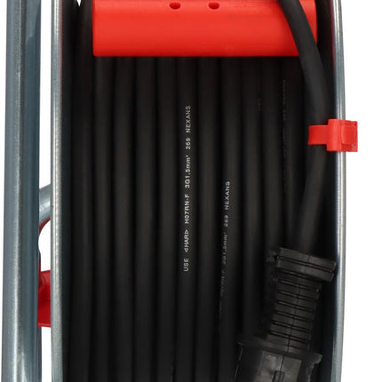 Brennenstuhl – Kabeltrommel Garant S 40m H07RN-F 3x1,5 mm², IP44, 3 Steckdosen
