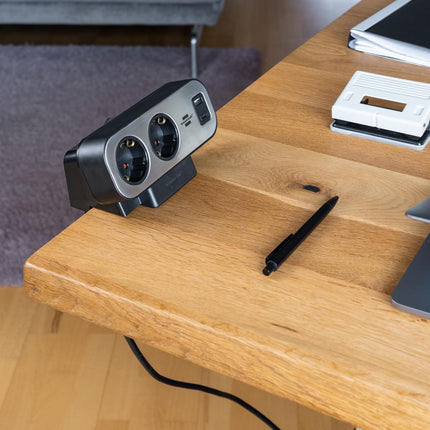 Brennenstuhl Tischsteckdosenleiste estilo Dublex, 9 Steckdosen, 2 USB-Ports, silber