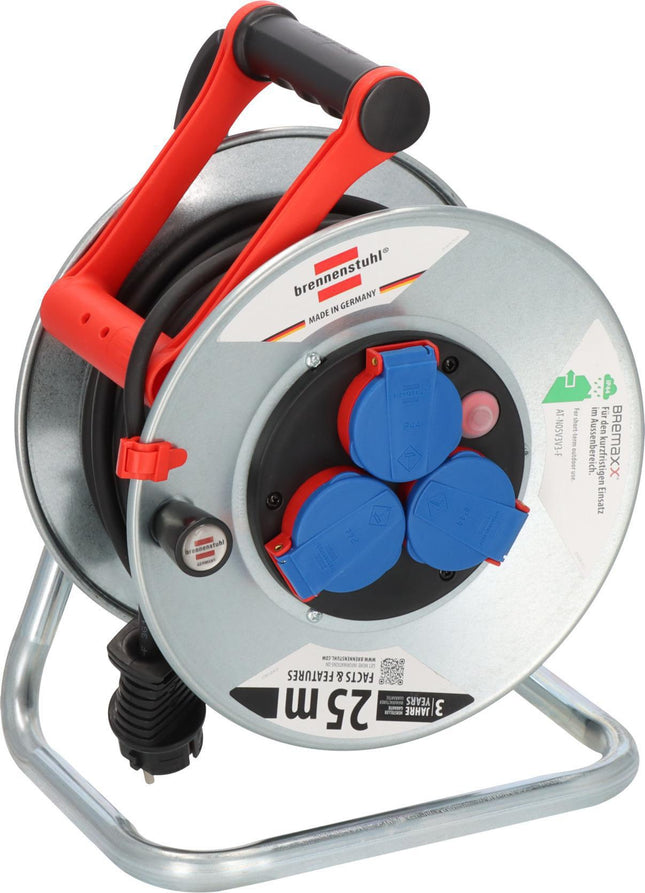 Kabeltrommel Garant S240 25m N05V3V3 3x1,5 mm², 3 Schutzkontaktsteckdosen, IP44 – BRENNENSTUHL
