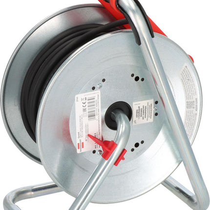 Kabeltrommel Garant S240 25m N05V3V3 3x1,5 mm², 3 Schutzkontaktsteckdosen, IP44 – BRENNENSTUHL