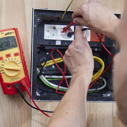 Wiha Multimeter 0-1000V AC/DC True RMS mit Automatikbereich