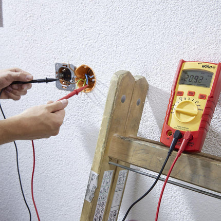 Wiha Multimeter 0-1000V AC/DC True RMS mit Automatikbereich
