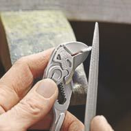 KNIPEX Zangenschlüssel 400 mm, Spannweite 85 mm, verchromt, Kunststoffüberzug – DIN ISO 5743