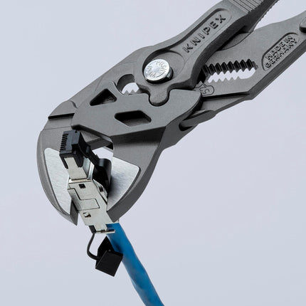 Zangenschlüssel 250 mm, schwarz atramentiert, Mehrkomponenten-Hüllen, Spannweite 52 mm – KNIPEX