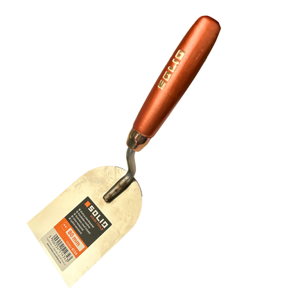 Rostfreie Stukkateurspachtel mit Holzgriff