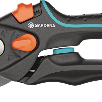 GARDENA PremiumCut Pro Flex Gartenschere, Bypass, 215 mm, Schneidleistung 24 mm – 253 g