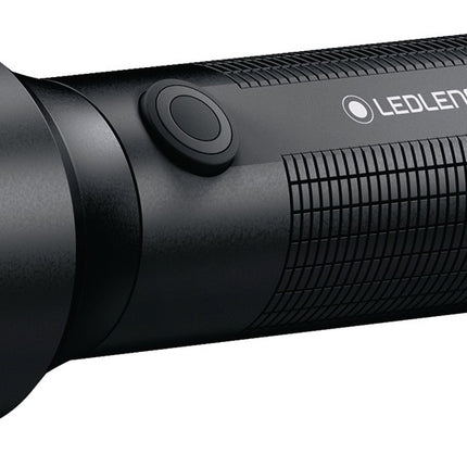 Ledlenser P6R Core LED-Taschenlampe mit Akku, 900 lm, 240 m Leuchtweite, IP68