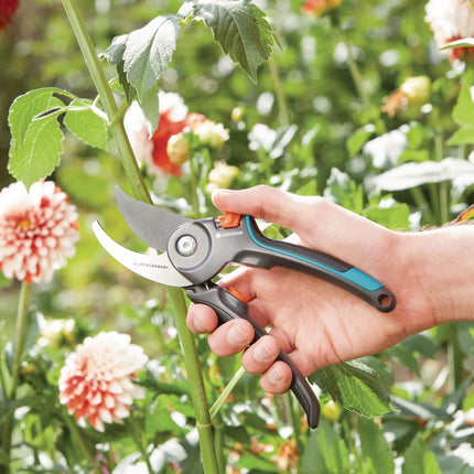 GARDENA ErgoTec Gartenschere 08904-20, Gesamtlänge 215 mm, Schneidleistung 24 mm, Bypass