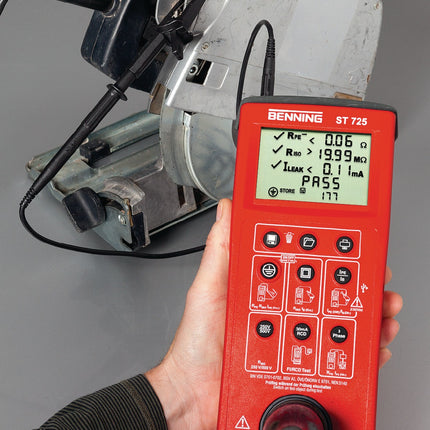 Benning Gerätetester ST 725 Batterie-/Netzbetrieb L270xB115xH55mm